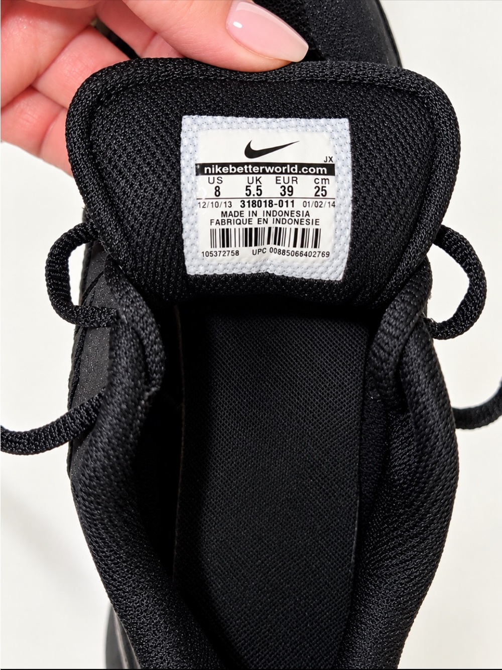 Nike Black Sneakers US 8 Black White Style 318018-011 - Picture 3 of 4